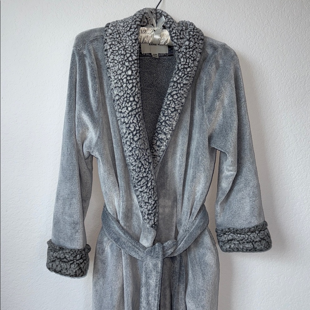 Anne Klein Soft Gray Robe Shower - Picture 4 of 16